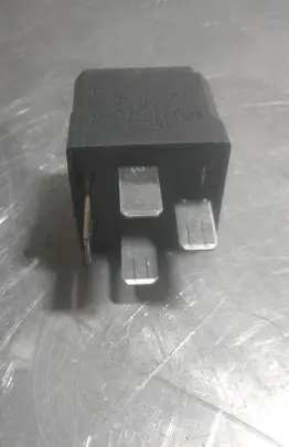 Opel Zafira B Other relay 13171831 4RA00779105