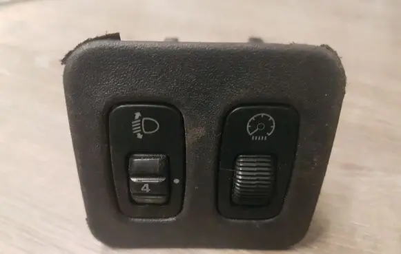 Mitsubishi Pajero Headlight level height control switch MR4026 MR402645