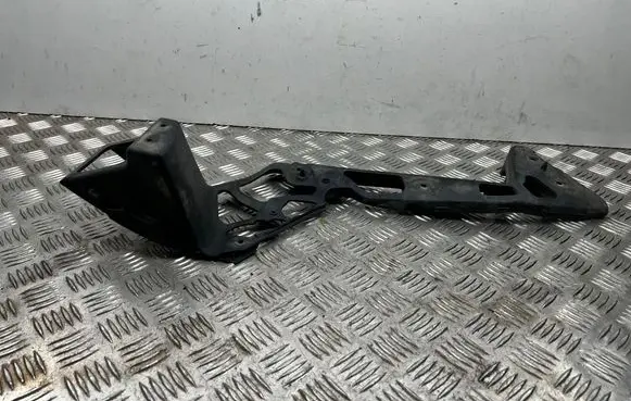 Ford Mondeo MK IV Rear bumper mounting bracket 7S71N17E850A 7S71N17E850