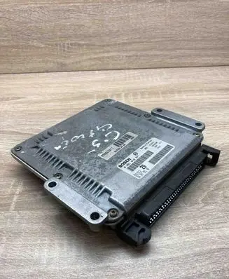 Citroen C5 Engine control unit/module ECU 9638795280 0281010371