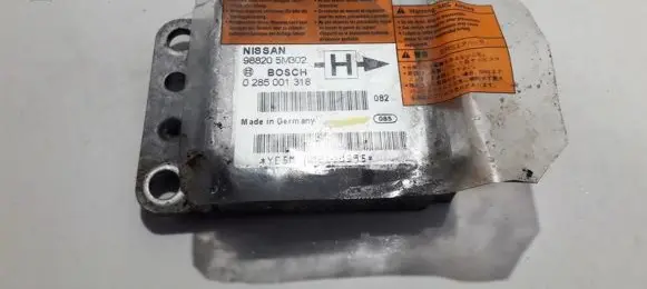 Nissan Almera N16 Airbag control unit/module 0285001318 988205M302