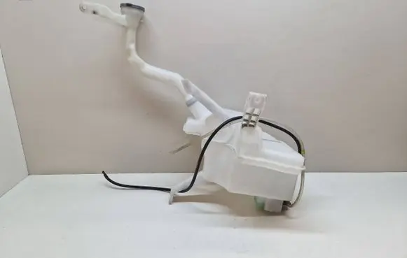 Nissan Leaf II (ZE1) Windshield washer fluid reservoir/tank