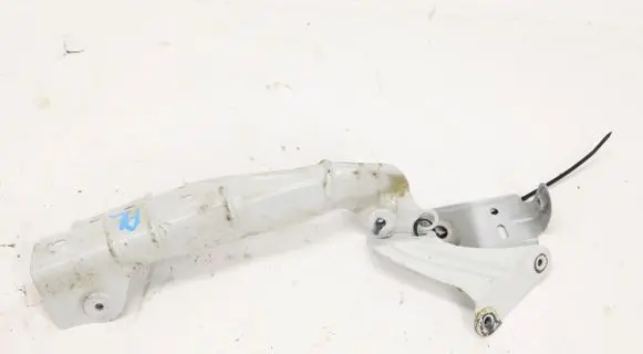 Seat Ibiza V (KJ) Fender mounting bracket 6F0821327D