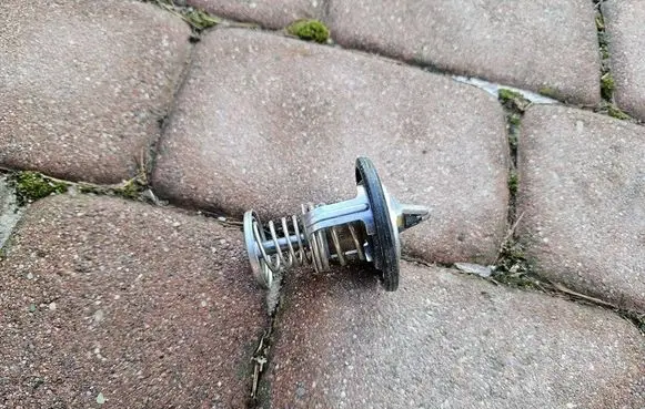 Toyota Aygo X Thermostat 5O5P5L5E5X1442-