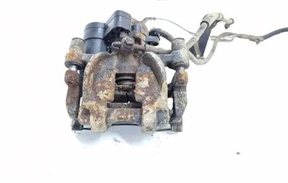 Ford Kuga II Rear brake caliper