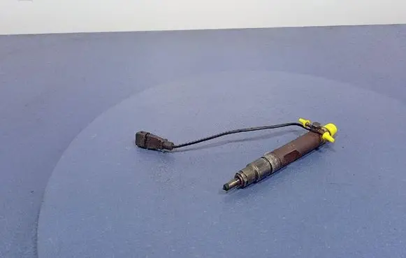 Volvo S70 V70 V70 XC Fuel injector 074130202B