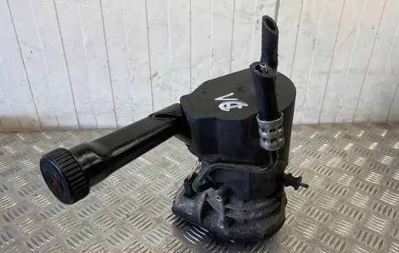 Citroen C4 I Picasso Power steering pump 9684040180