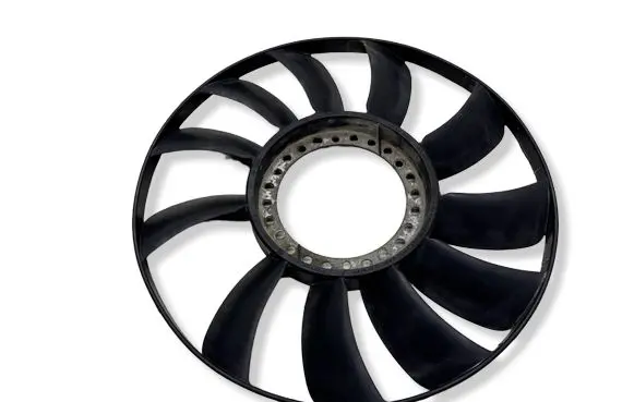 Audi A4 S4 B5 8D Fan impeller 058121301B