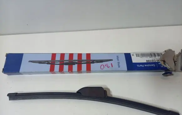 Hyundai i30 Rear wiper blade 98850C5100