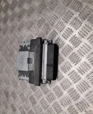 Audi A4 S4 B8 8K Engine control unit/module 8K5907551F