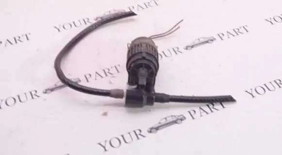 Opel Omega B2 Windscreen/windshield washer pump