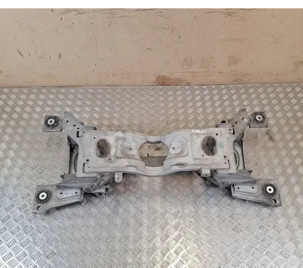 Peugeot 3008 II Rear subframe 
