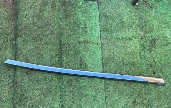 Tesla Model S Rear door glass trim molding 60096034