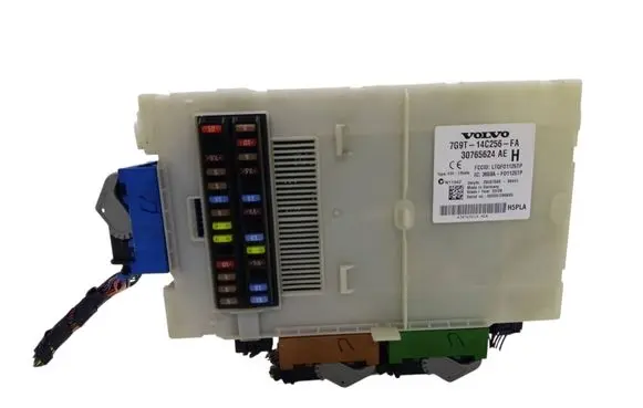 Volvo V70 Fuse module 7G9T14C256FA 30765624AE