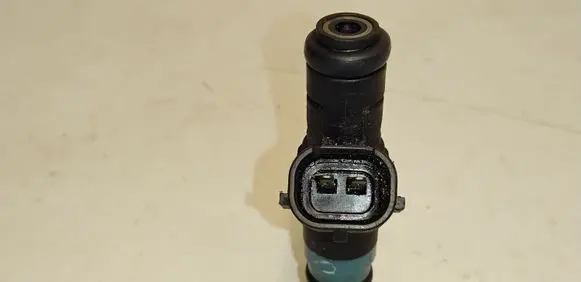 Audi A4 S4 B6 8E 8H Fuel injector 1197B04092 06B133551K