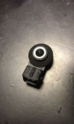 BMW 1 F20 F21 Detonation knock sensor 7636937