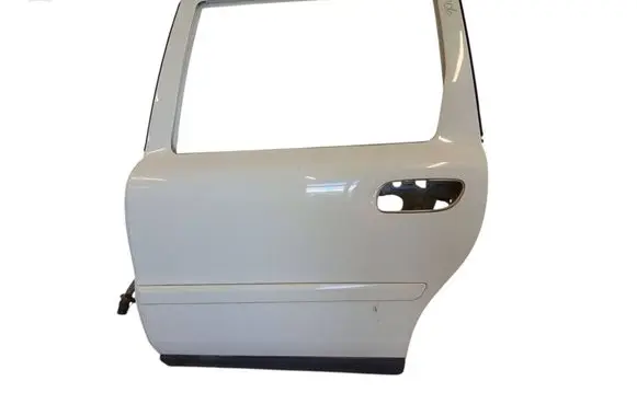 Volvo V70 Rear door