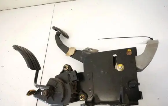 Renault Megane II Accelerator throttle pedal 8200153268