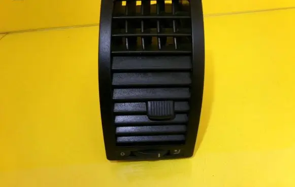 Volkswagen Polo Dashboard side air vent grill/cover trim 6Q081970301C 6Q0819703