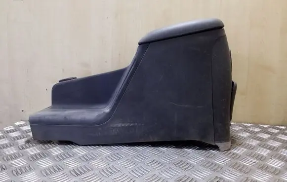 Opel Frontera B Armrest 8971357821