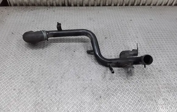 Audi A4 S4 B6 8E 8H Engine coolant pipe/hose