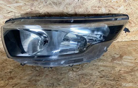 Iveco Daily 6th gen Headlight/headlamp 5801473745