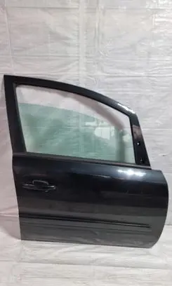 Opel Zafira B Front door