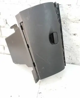 Renault Megane III Glove box 681080008R 00167