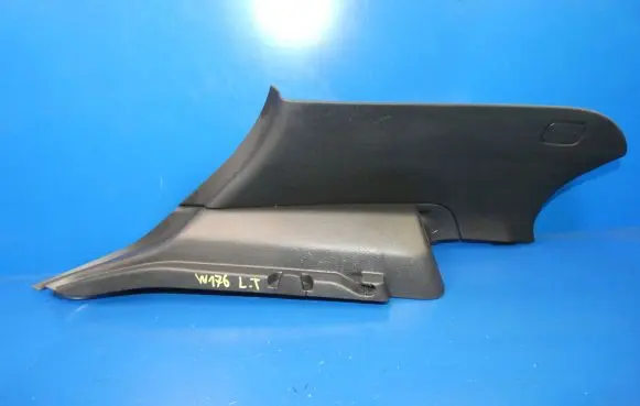 Mercedes-Benz A W176 Tailgate/trunk side cover trim 