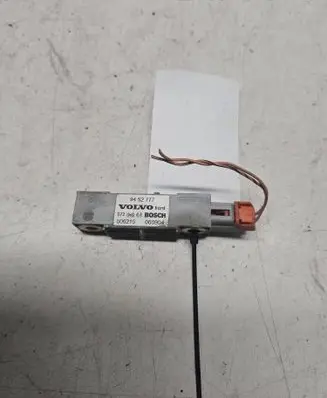 Volvo S60 Airbag deployment crash/impact sensor 9452777