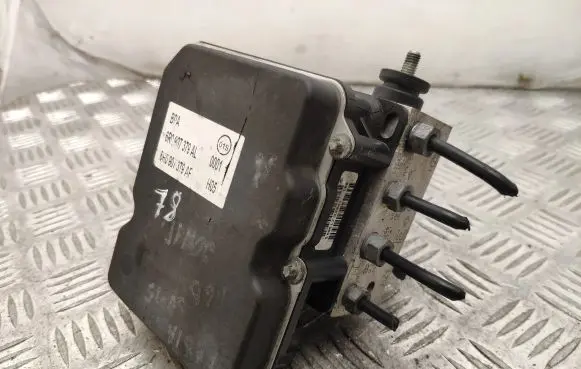 Skoda Fabia Mk2 (5J) ABS Pump 6R0614517AG 0265239059