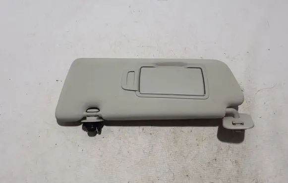 Sun visor