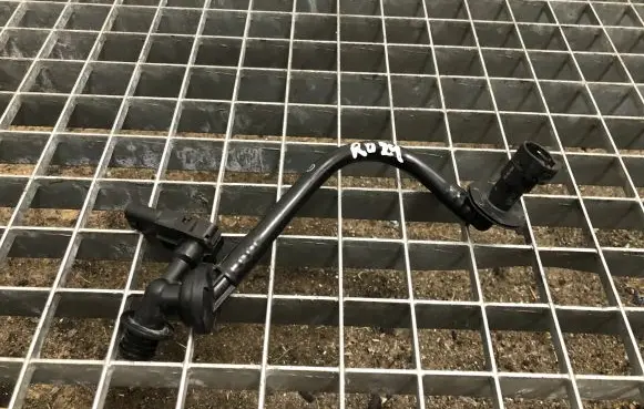 Audi A4 S4 B9 8W Vacuum line/pipe/hose 5Q0906207