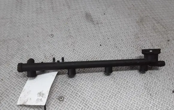 Renault Laguna II Fuel main line pipe 7700107405 7700112777