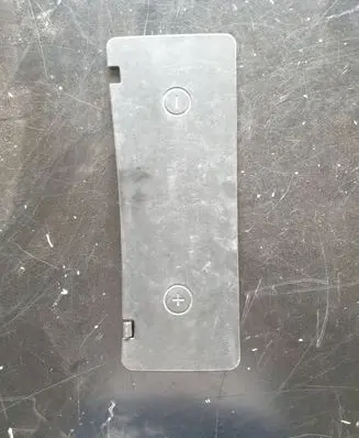 Audi A6 S6 C5 4B Battery box tray cover/lid 4B1819422