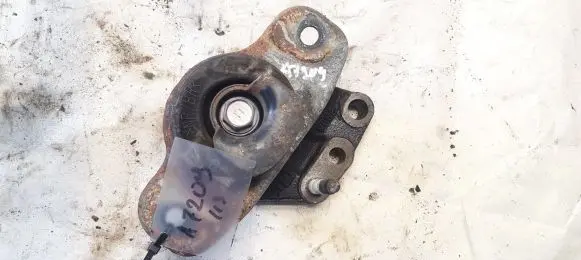 Toyota Aygo AB10 Engine mount bracket 6b03