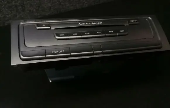 CD/DVD changer