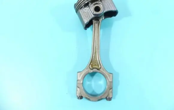 Piston