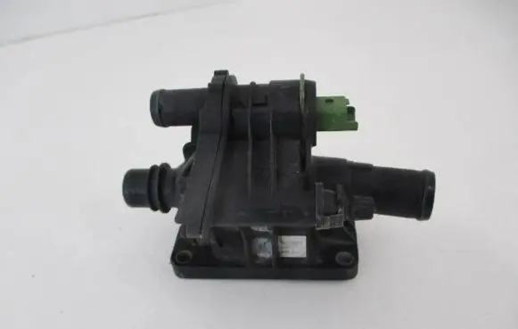 Peugeot 307 Thermostat housing 9647767180