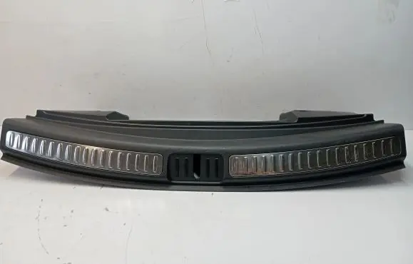 Porsche Macan (95B) Trunk/boot sill cover protection 95B864483J