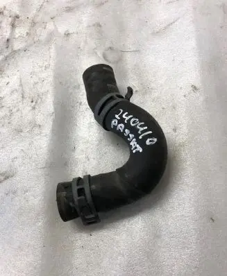 Volkswagen PASSAT B8 Engine coolant pipe/hose 5q0122157ck