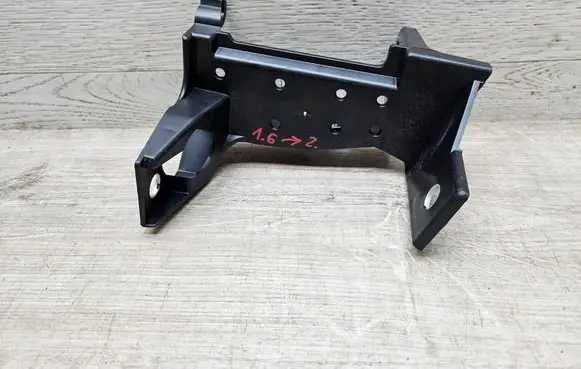 Renault Captur II Front bumper mounting bracket 625274580R