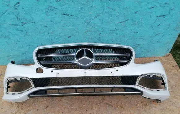 Mercedes-Benz C W205 Front bumper