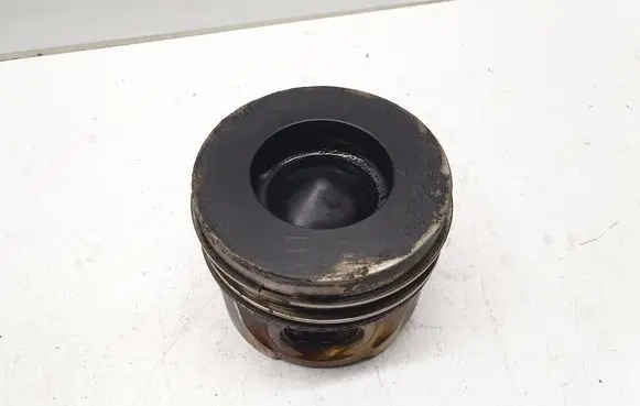 Mazda 6 Piston M174