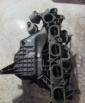 Ford Focus C-MAX Intake manifold 4M569424FT