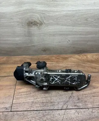 Skoda Octavia Mk2 (1Z) EGR valve cooler 03L131512C 2492309022