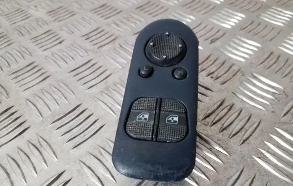 Volkswagen Sharan Electric window control switch 7M0867255