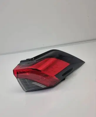 Toyota RAV 4 (XA50) Rear/tail lights