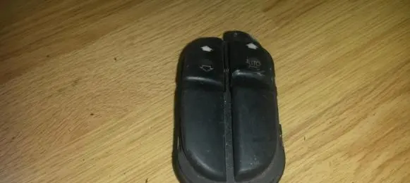 Electric window control switch