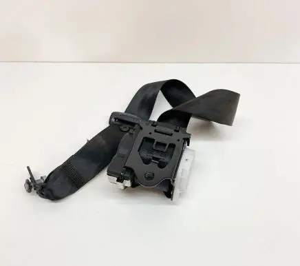 Audi Q3 8U Rear seatbelt 8U0857805B